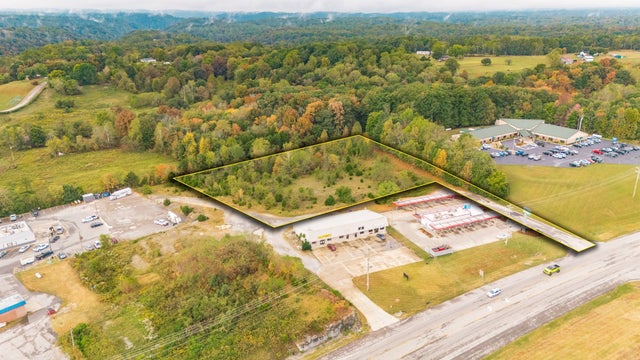 1112 New Highway 52 E, Westmoreland