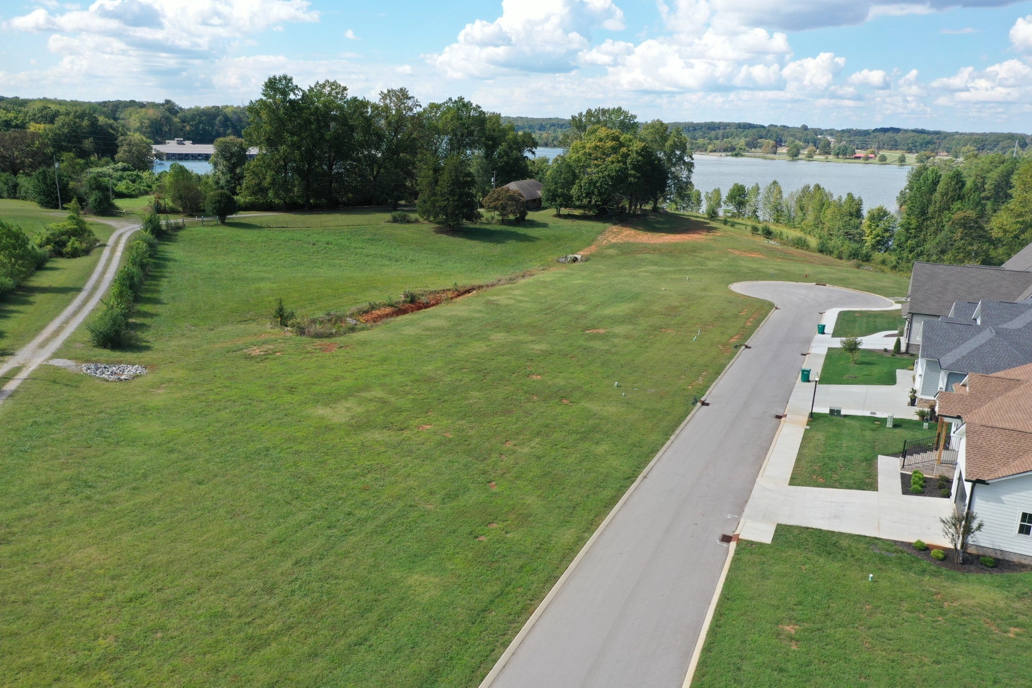 Photo of Listing #3032408