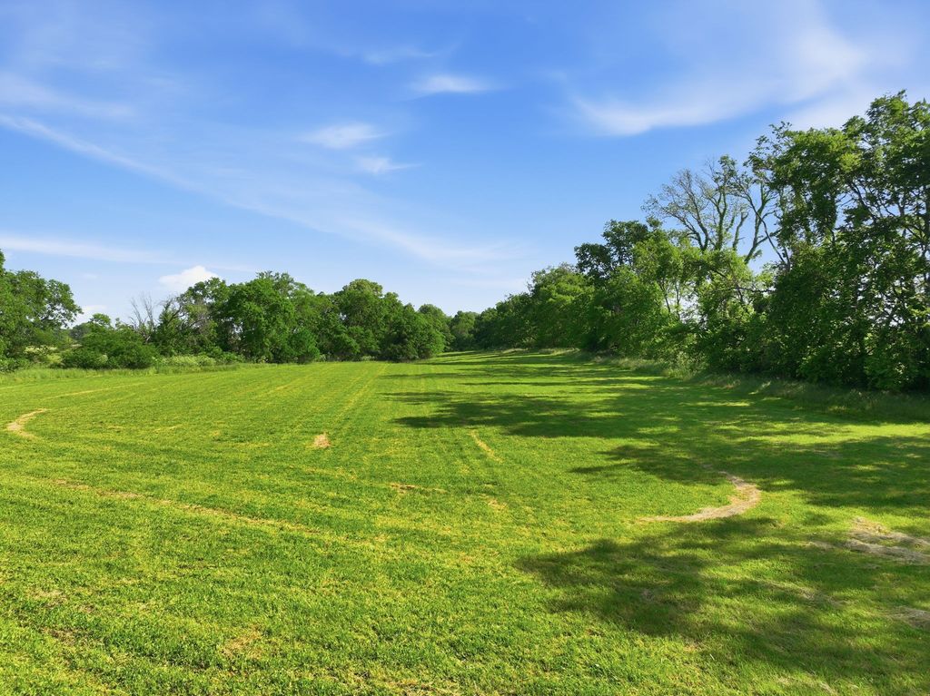 8 Deshea Creek Rd, Gallatin