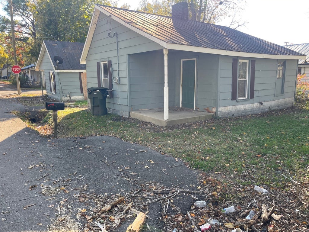 2077 Bessie St, Springfield