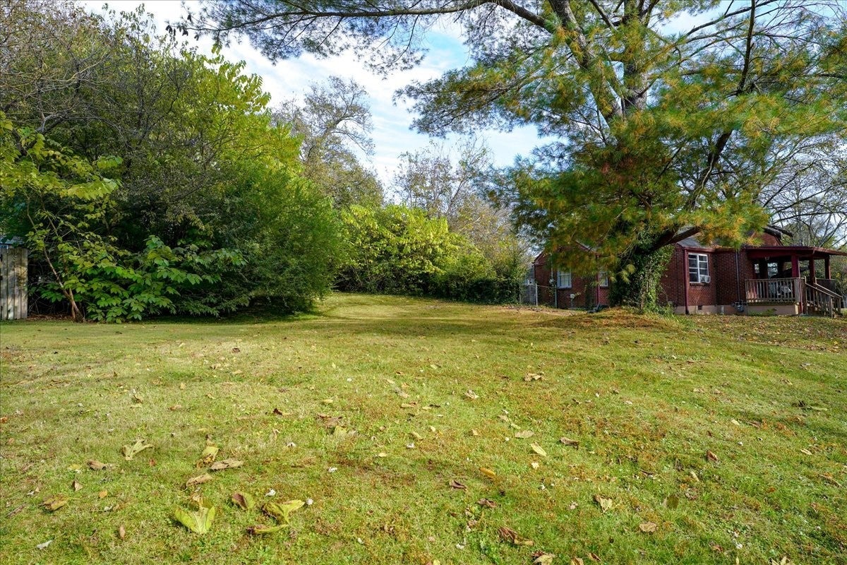 Photo for MLS 3042145 in 1405 Ardee Ave Nashville, TN - 37216