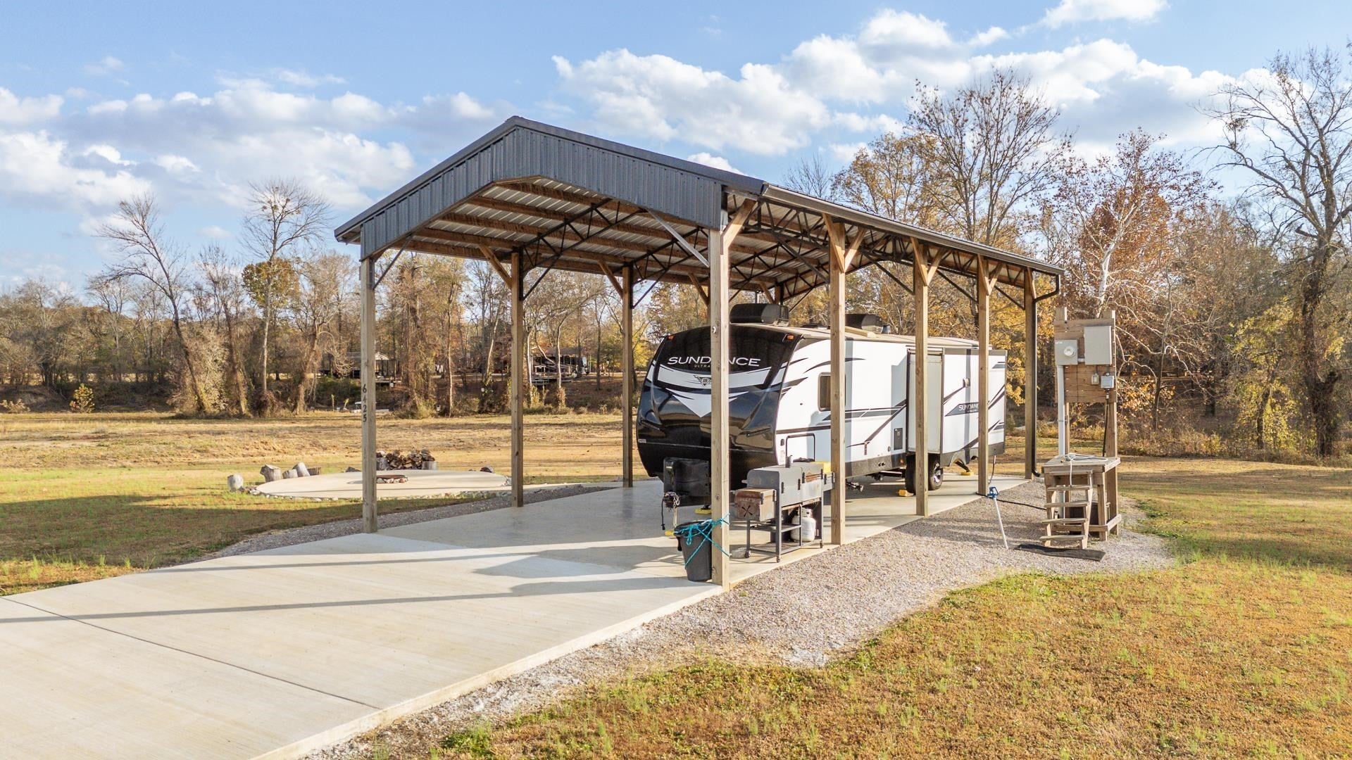 Photo of Listing #3047133