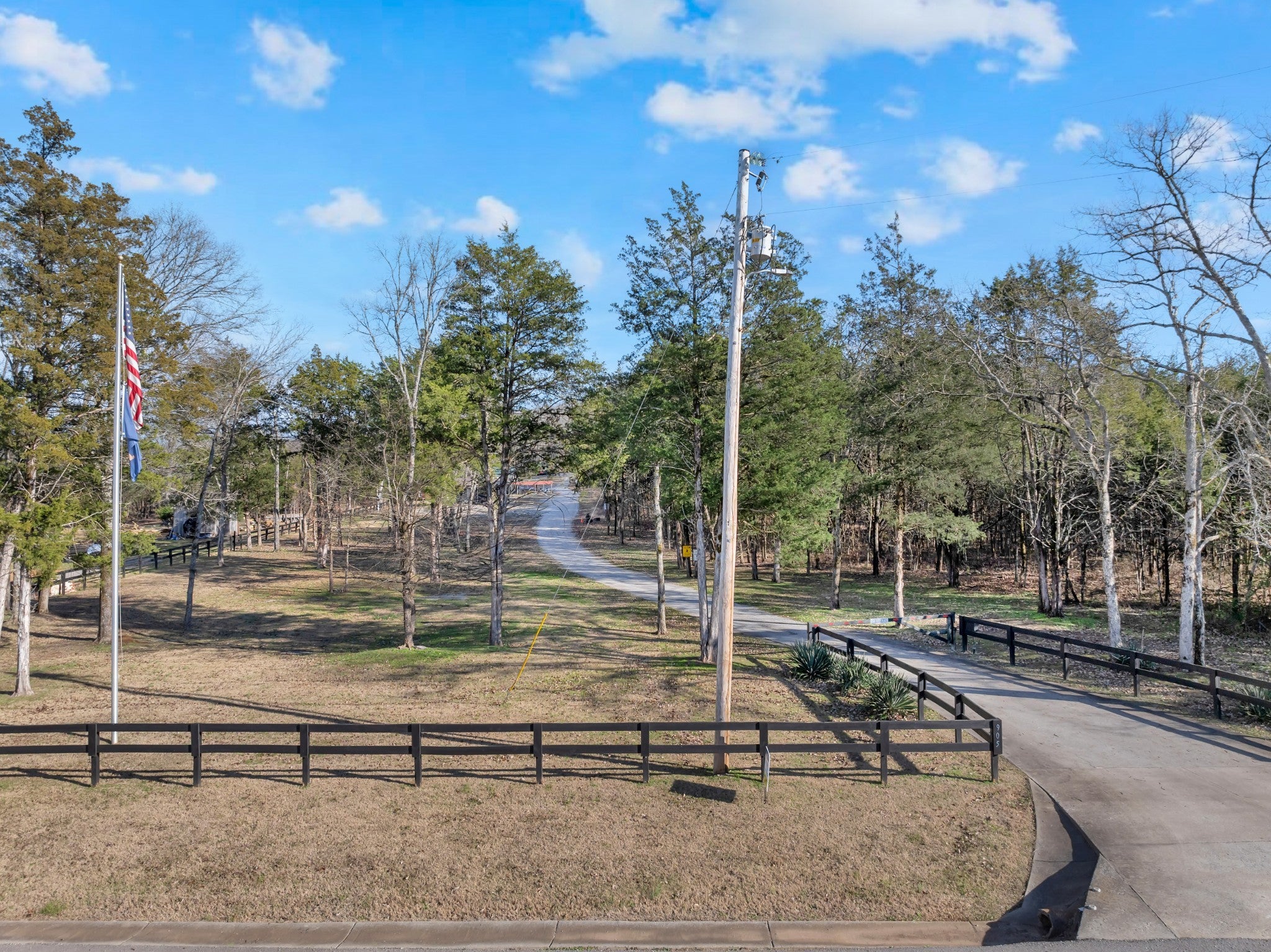 Photo of Listing #3050159