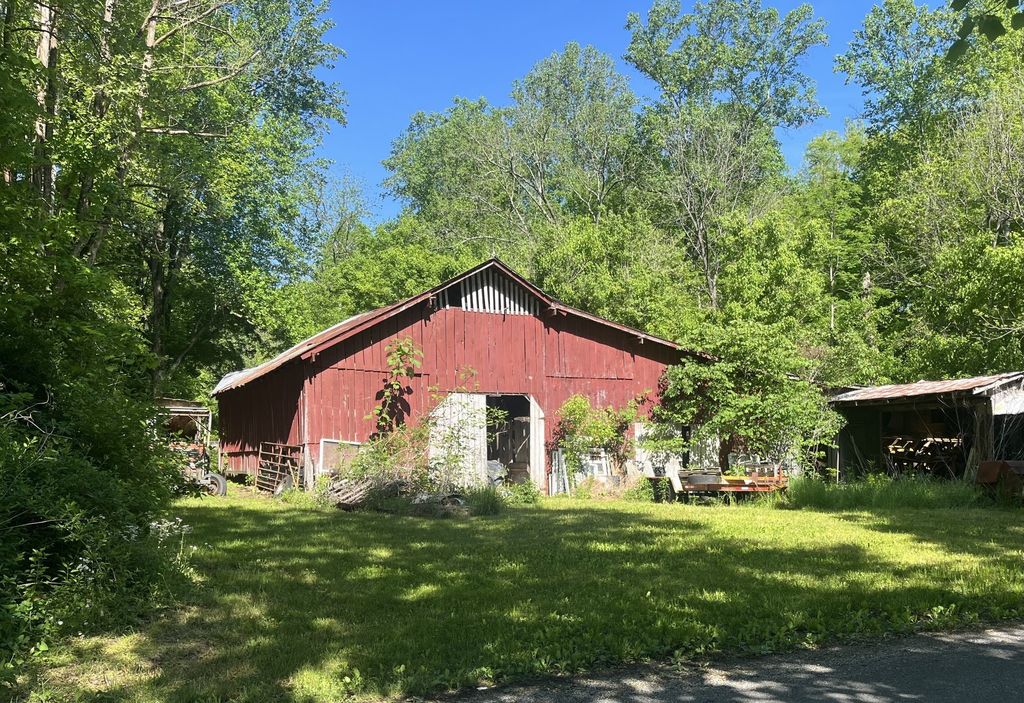 0 Hawkins Rd, Westmoreland