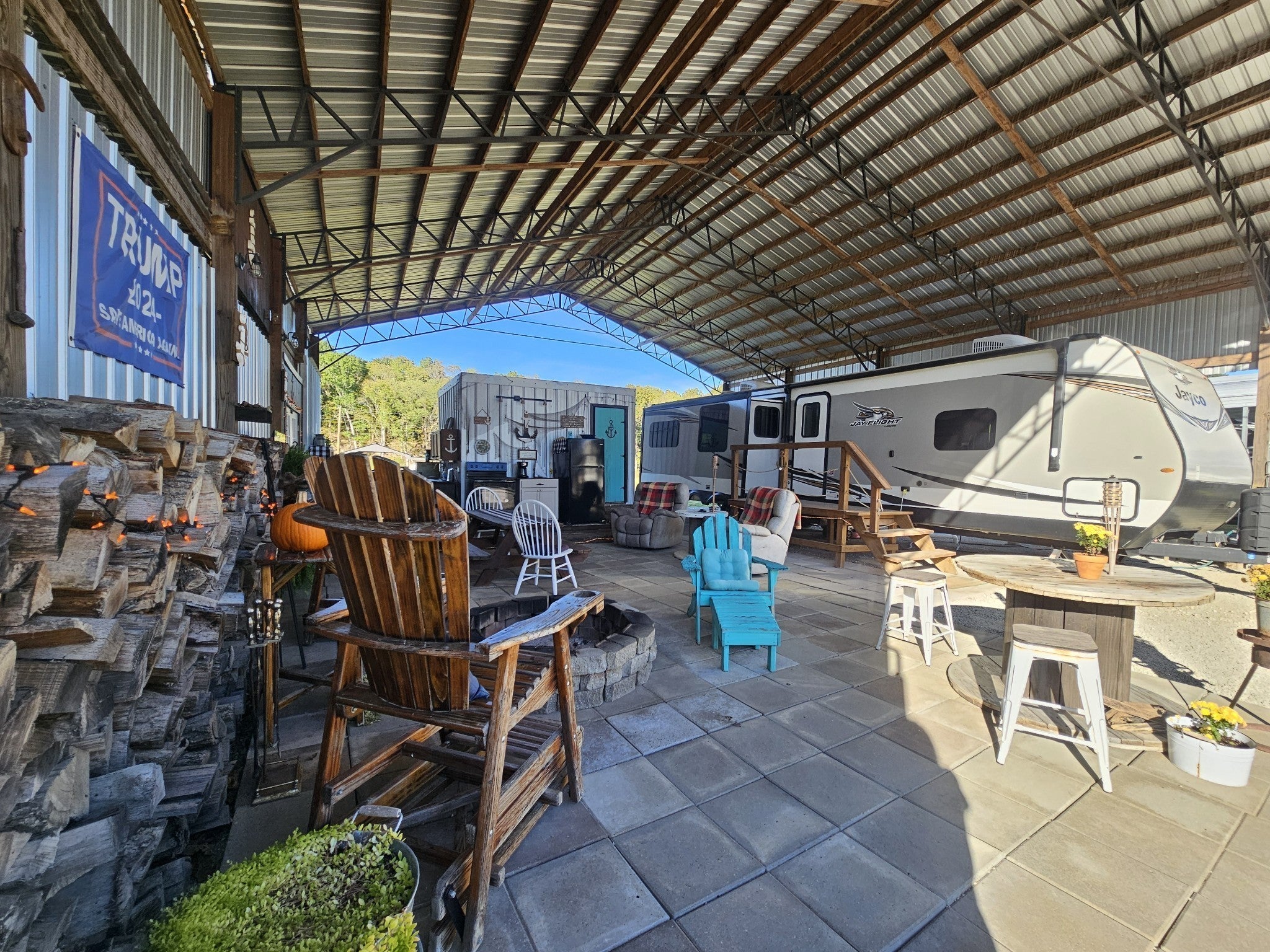 Photo of Listing #3058192