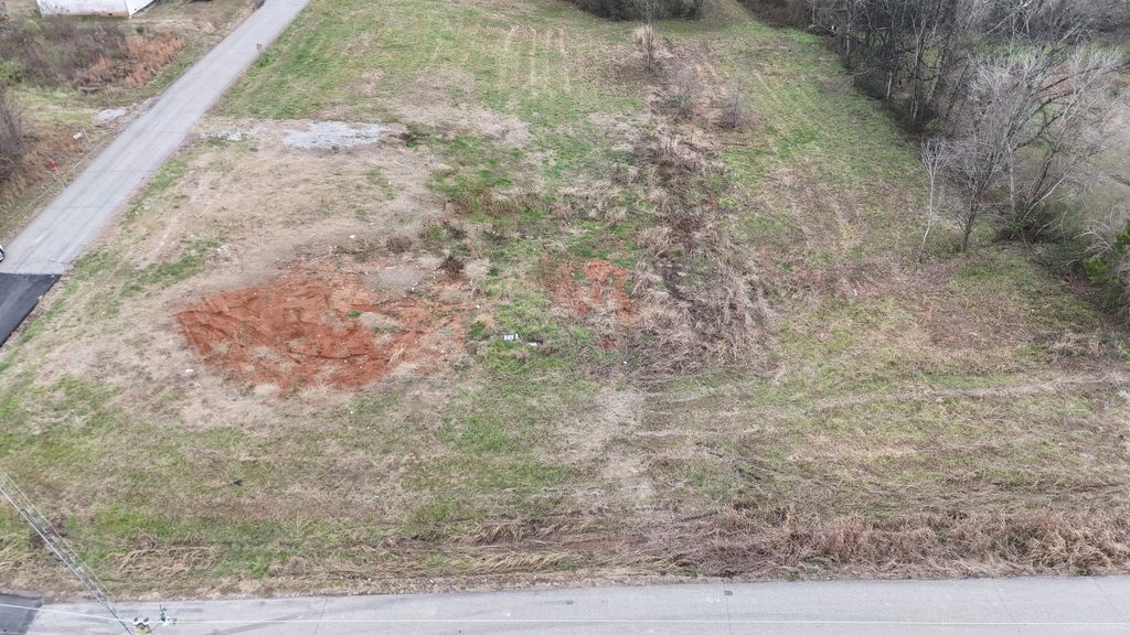 641 Mill St, Hollow Rock