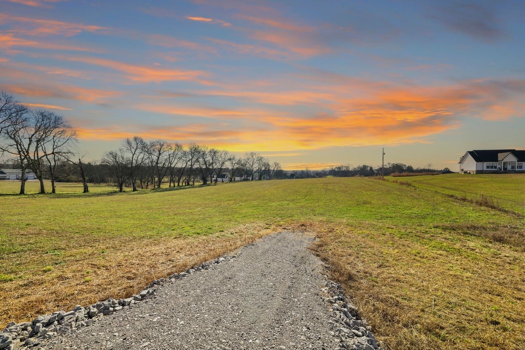 2768 Hartsville Pike, Castalian Springs