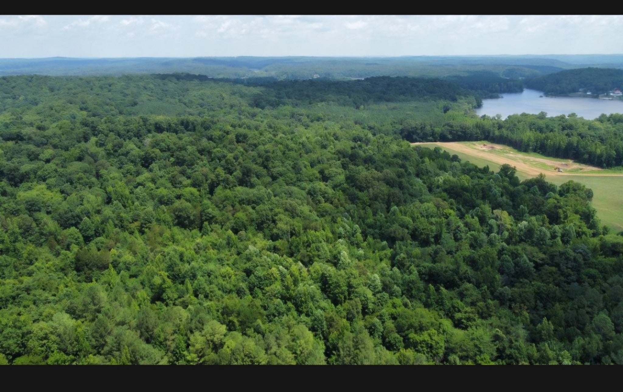 Photo of Listing #3066325