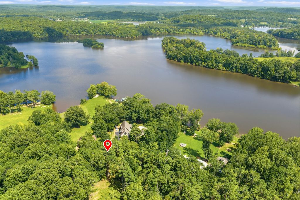 90 Arrowhead Circle, Parsons