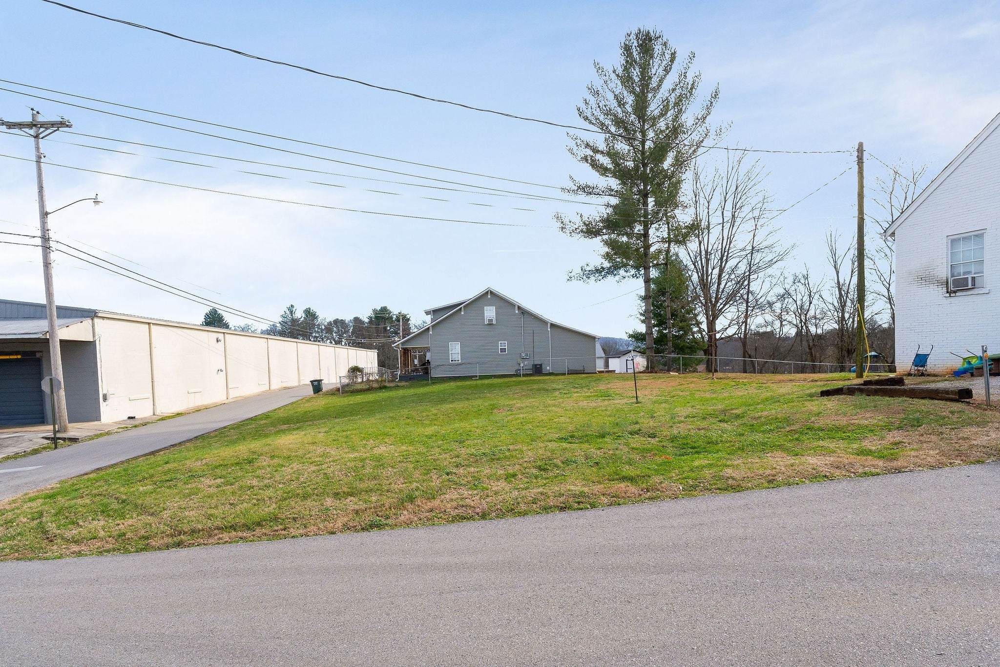 Photo for MLS 3120077 in 0 Dibrell St Sparta, TN - 38583