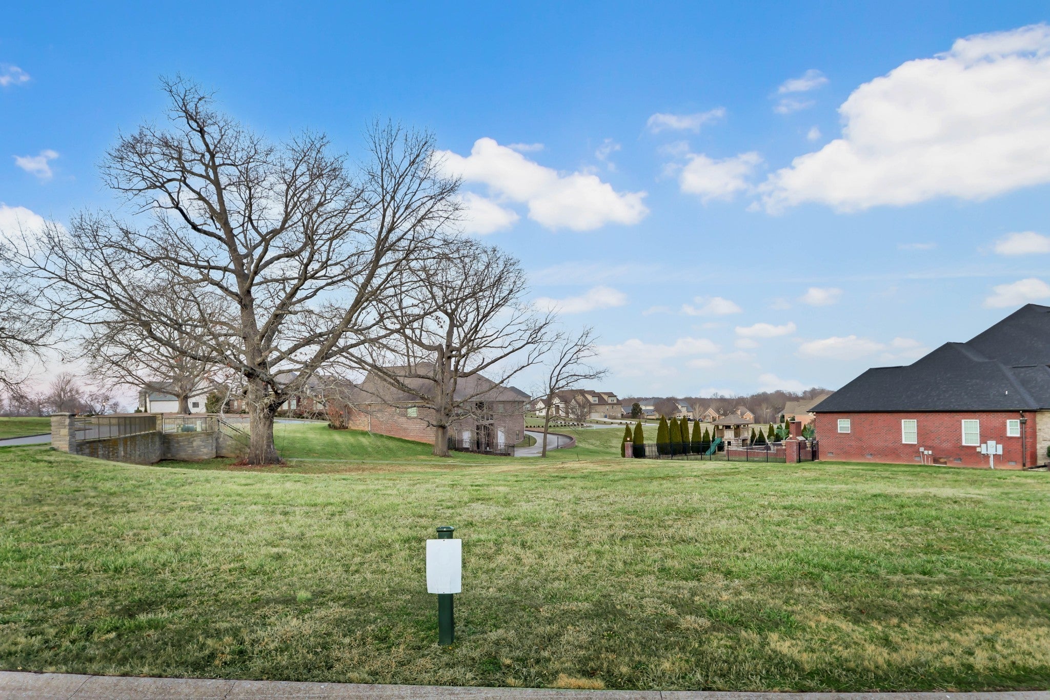 Photo of Listing #3122408