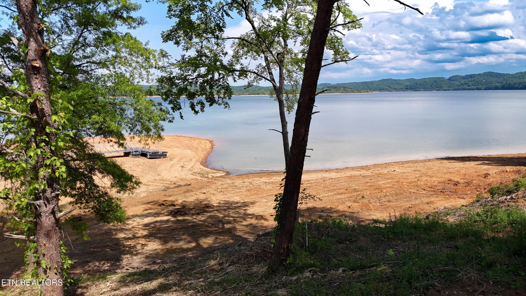 Photo of Listing #3128123