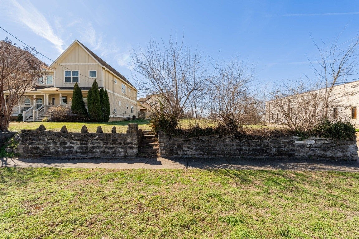 Photo of Listing #3133881