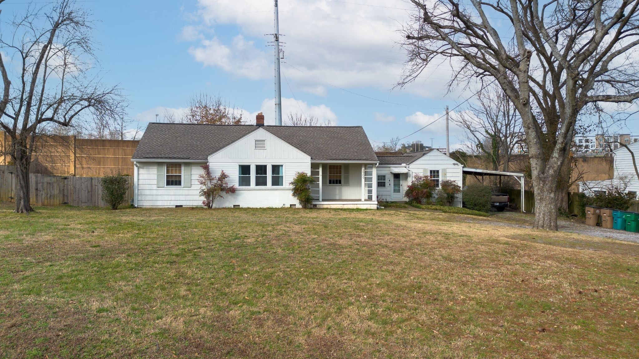 Photo of Listing #3136342