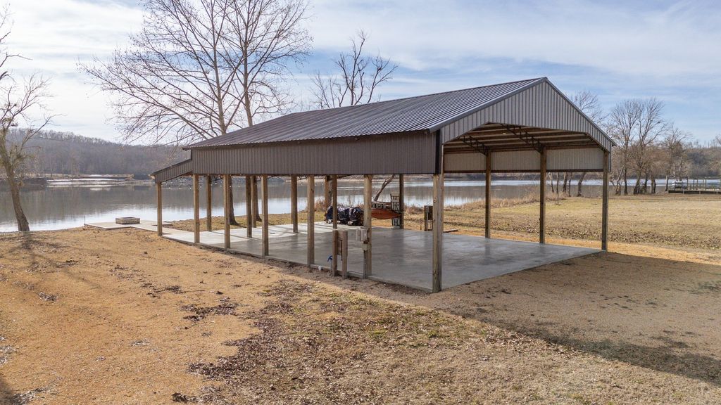 235 Hardin Bottom River Rd, Clifton
