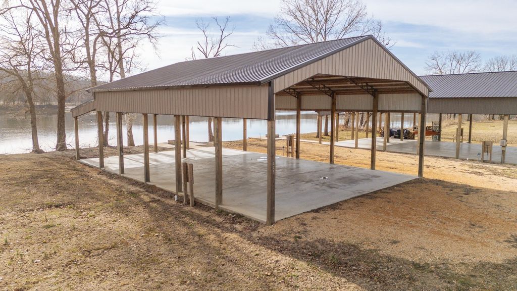 209 Hardin Bottom River Rd, Clifton