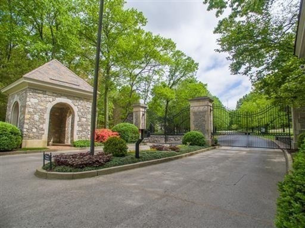 20 Annandale, Nashville