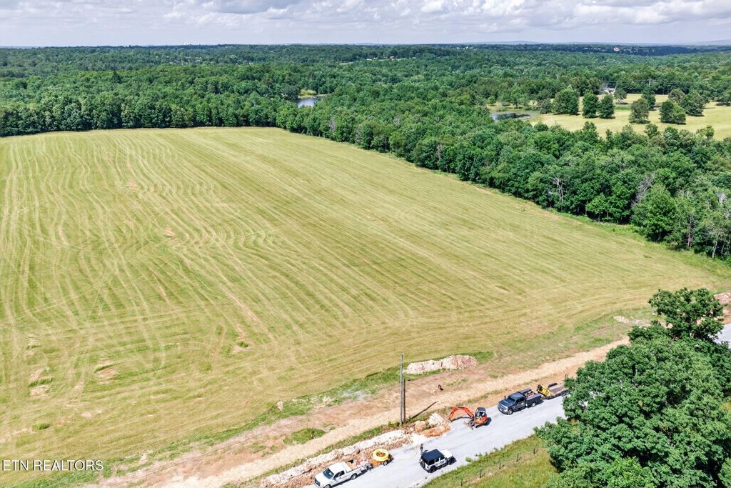 9 Nicholson Drive, Crossville