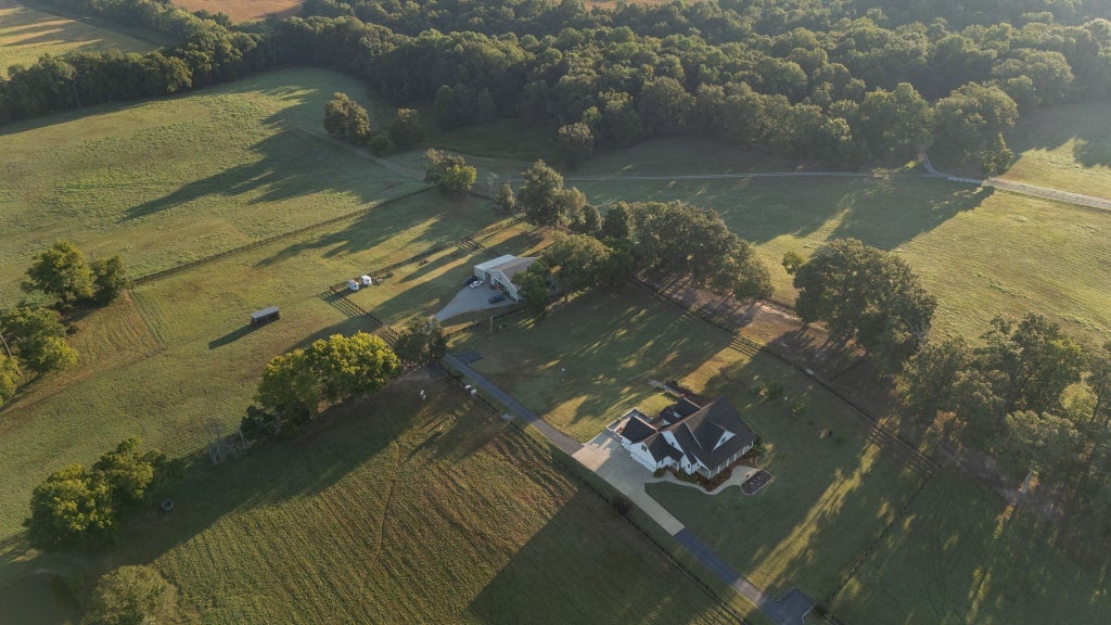 1421 Lawrence Ln, Springfield