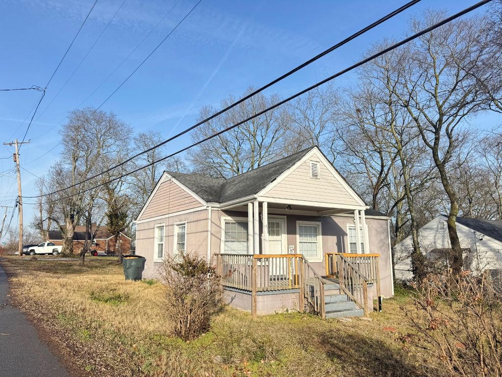2900 Morningside Dr, Nashville