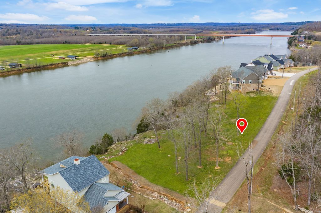 0 Adam Loop, Bath Springs