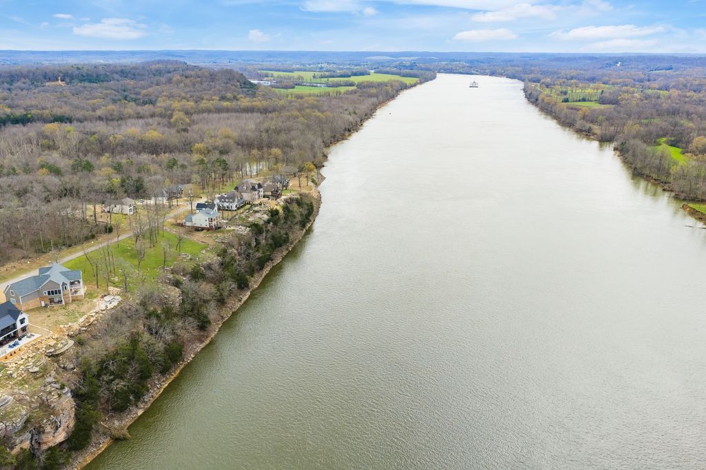 0 Adam Loop, Bath Springs