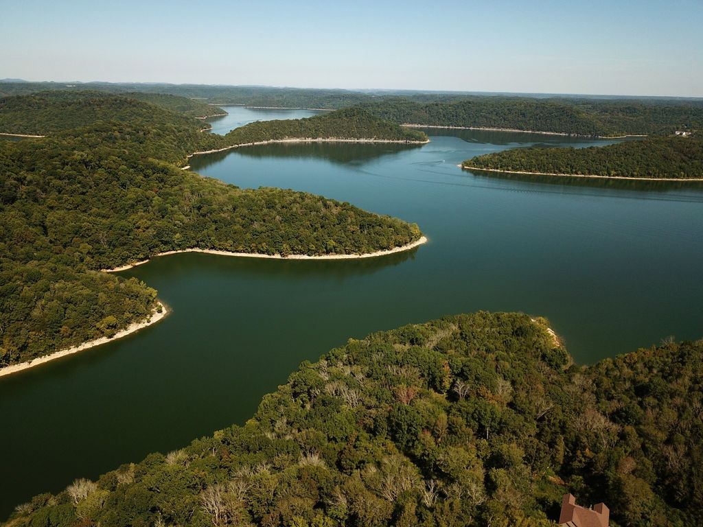 74 Williamson Cir, Smithville