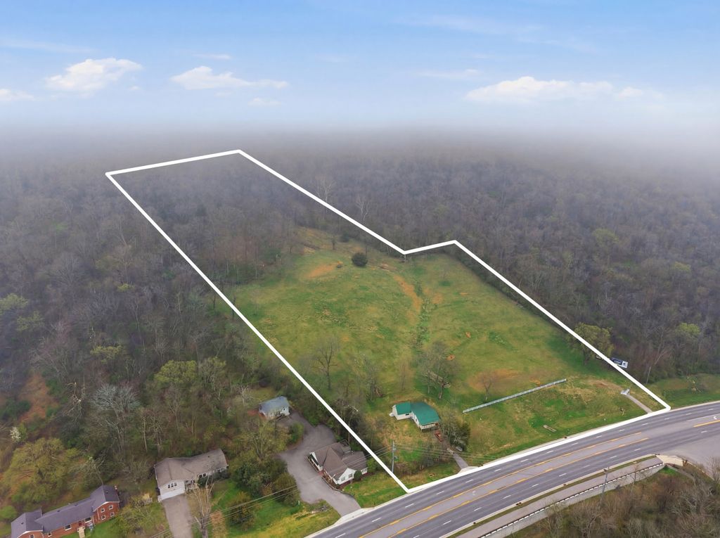 1447 Franklin Rd, Brentwood
