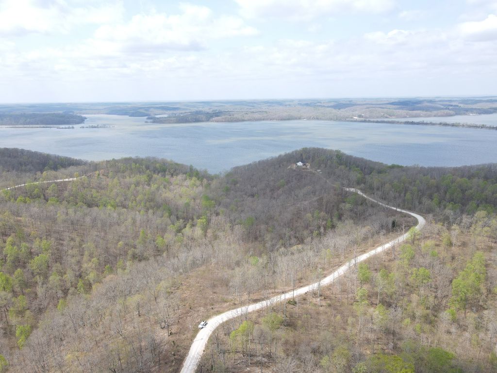 18 Lake Ridge Dr, Stewart