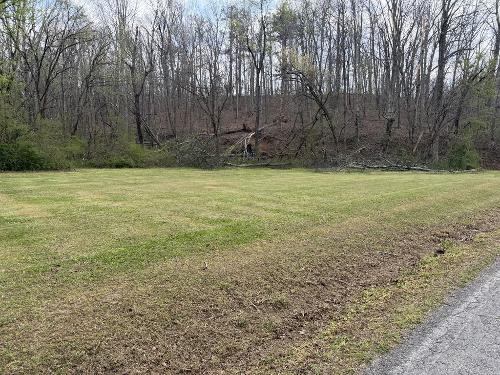417 Trace Creek Rd, Hohenwald