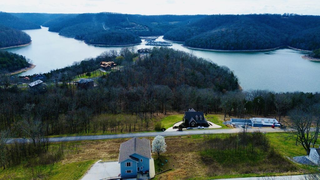 323 Seaton Dr, Smithville