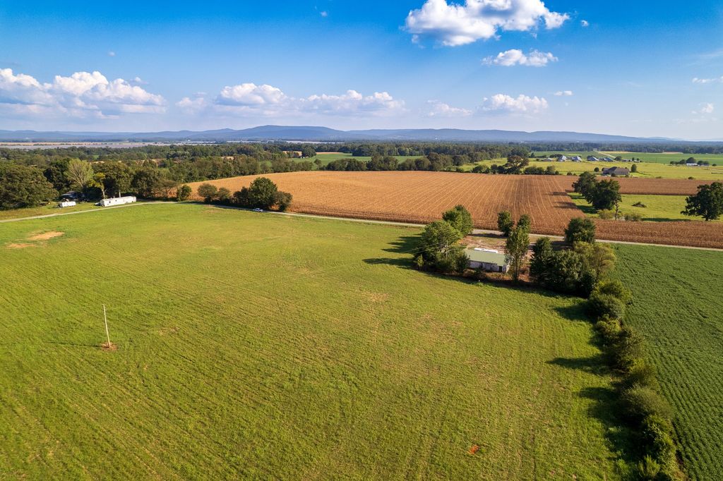 0 Winchester Hwy, Elora
