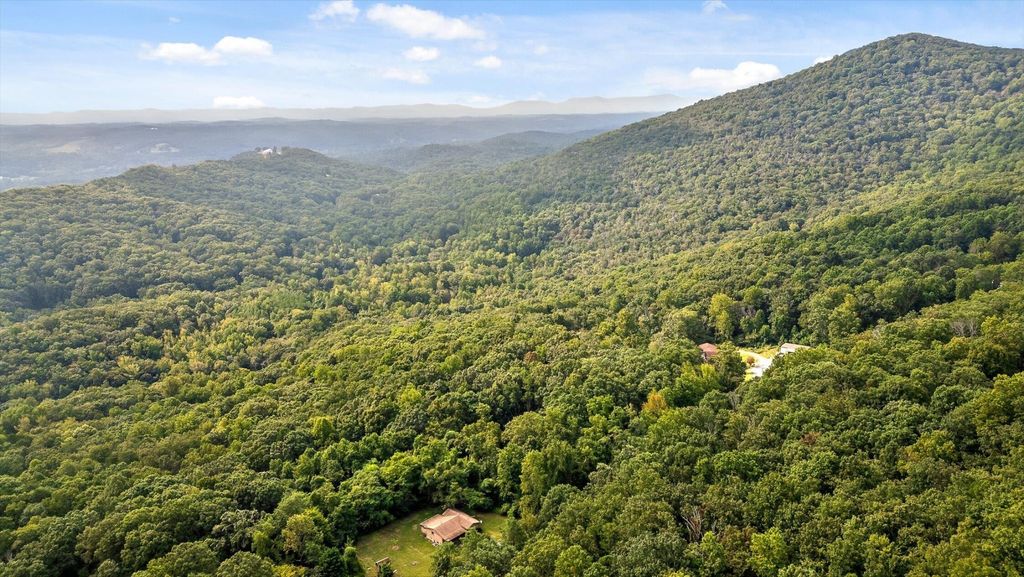 2255 Nickajack Road, Flintstone