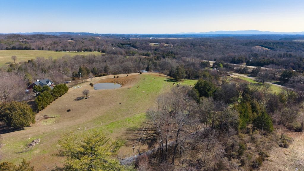 2917 Cobble Ln, Morristown
