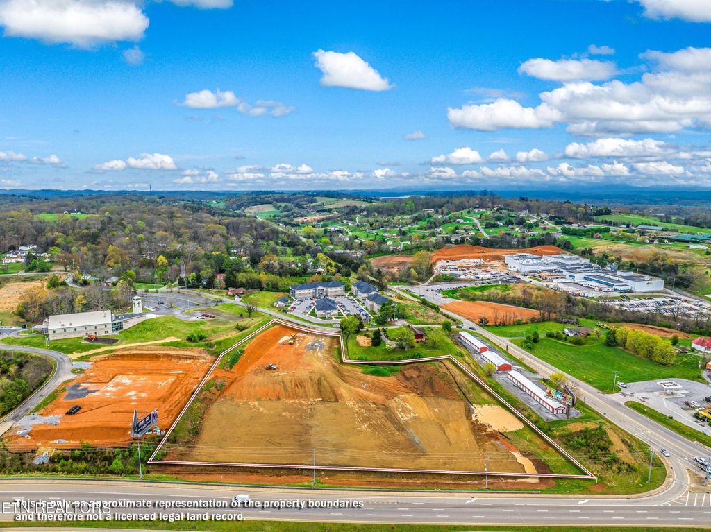0 Winfield Dunn Parkway, Kodak