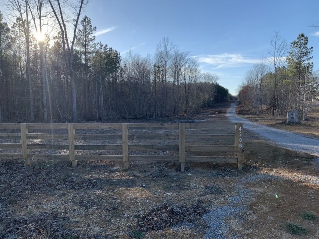 4 Summertown Hwy, Summertown