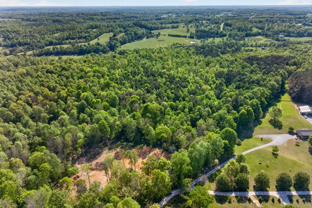 24 Timber Ln, Mc Minnville