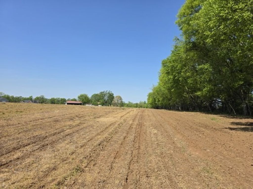 2 Old Zion Rd, Columbia