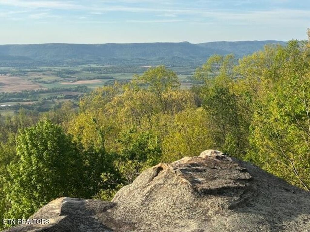 0 Gray Rock View, Pikeville