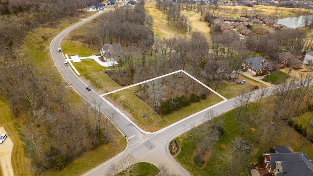 602 Five Oaks Blvd, Lebanon