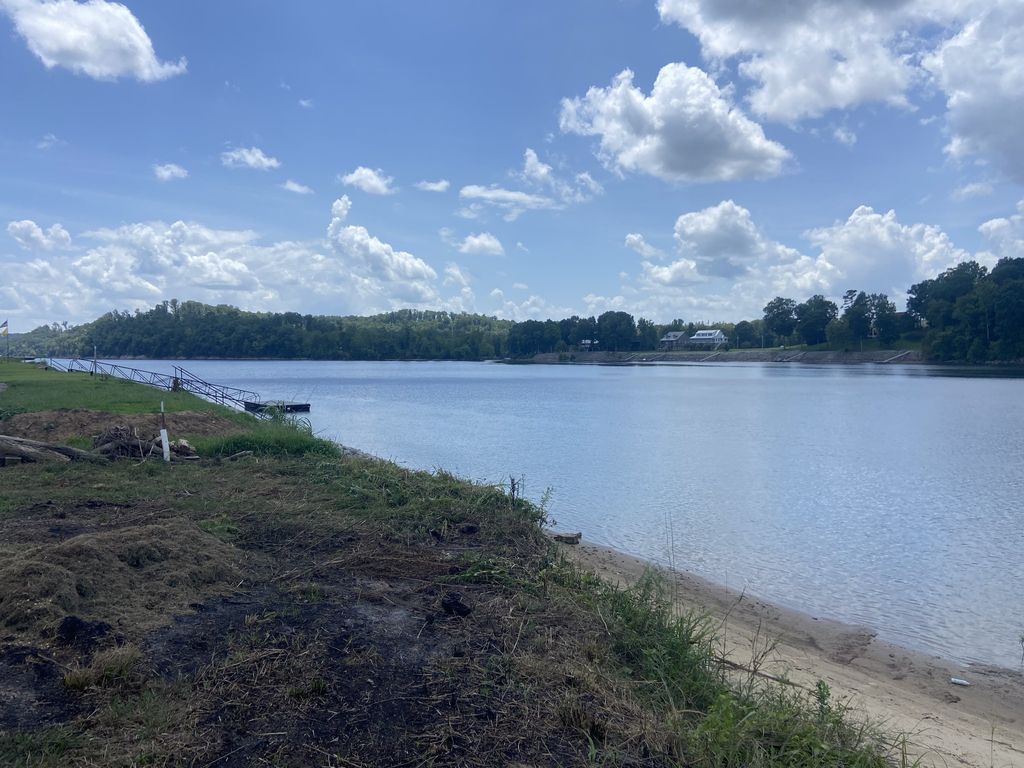 1765 Hardin Bottom River Road, Clifton