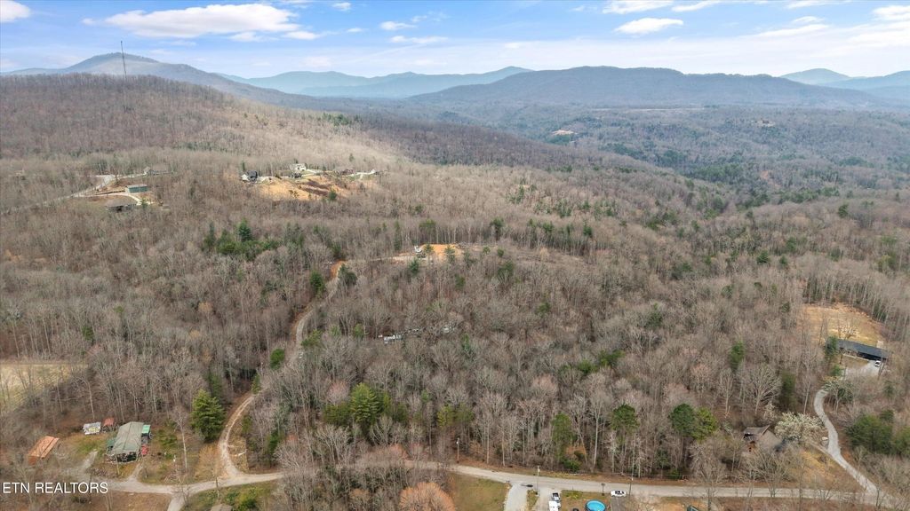 222 Heritage Hills Rd, Harriman