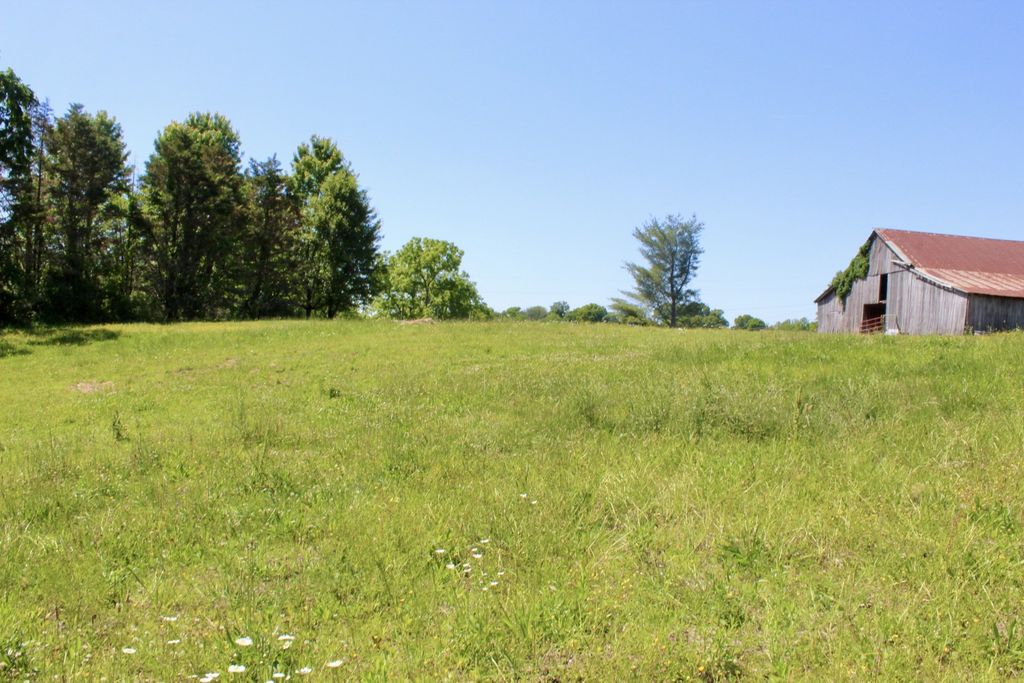 0 Hall Rd, Greenbrier