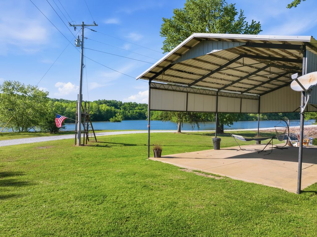 0 Jakes Point, Decaturville