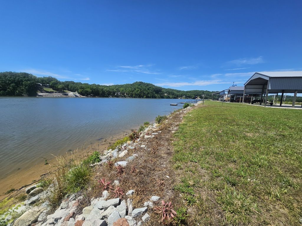 1685 Hardin Bottom River Rd, Clifton