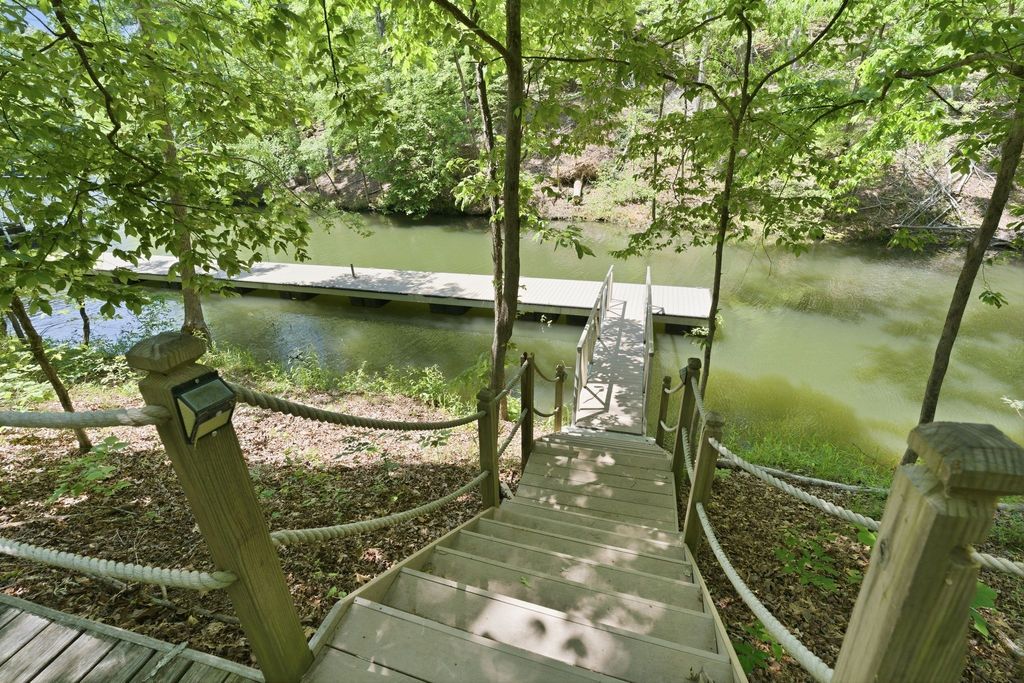 0 Crescent Ln, Savannah