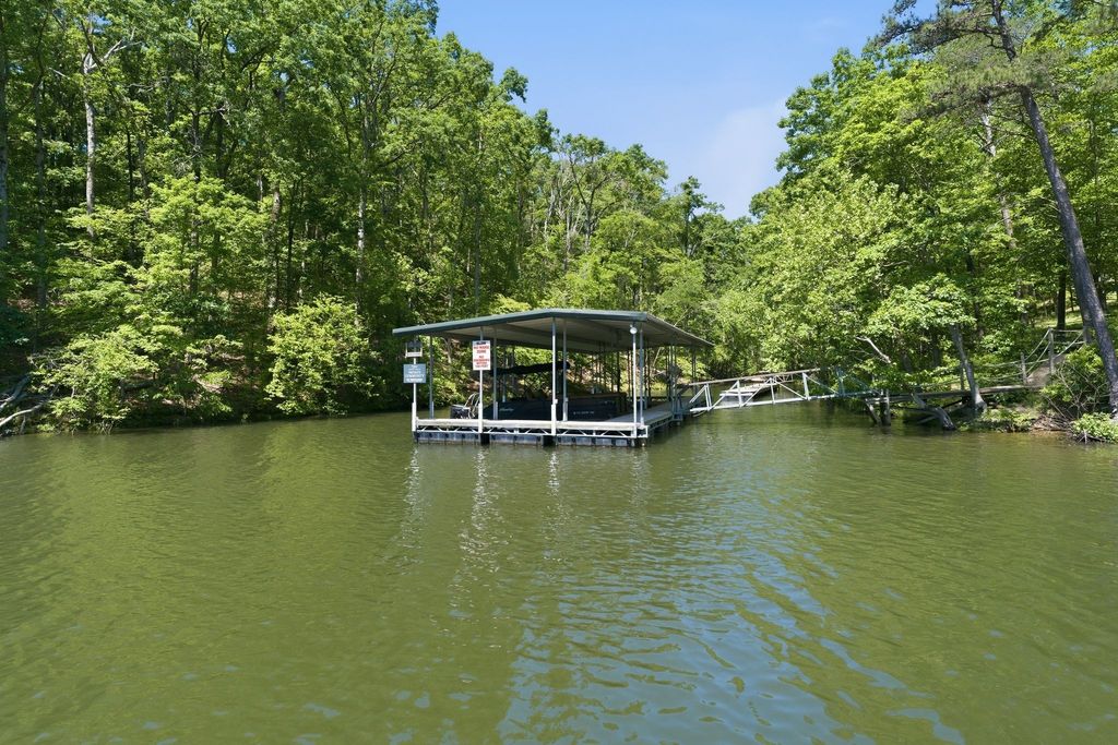 0 Crescent Ln, Savannah