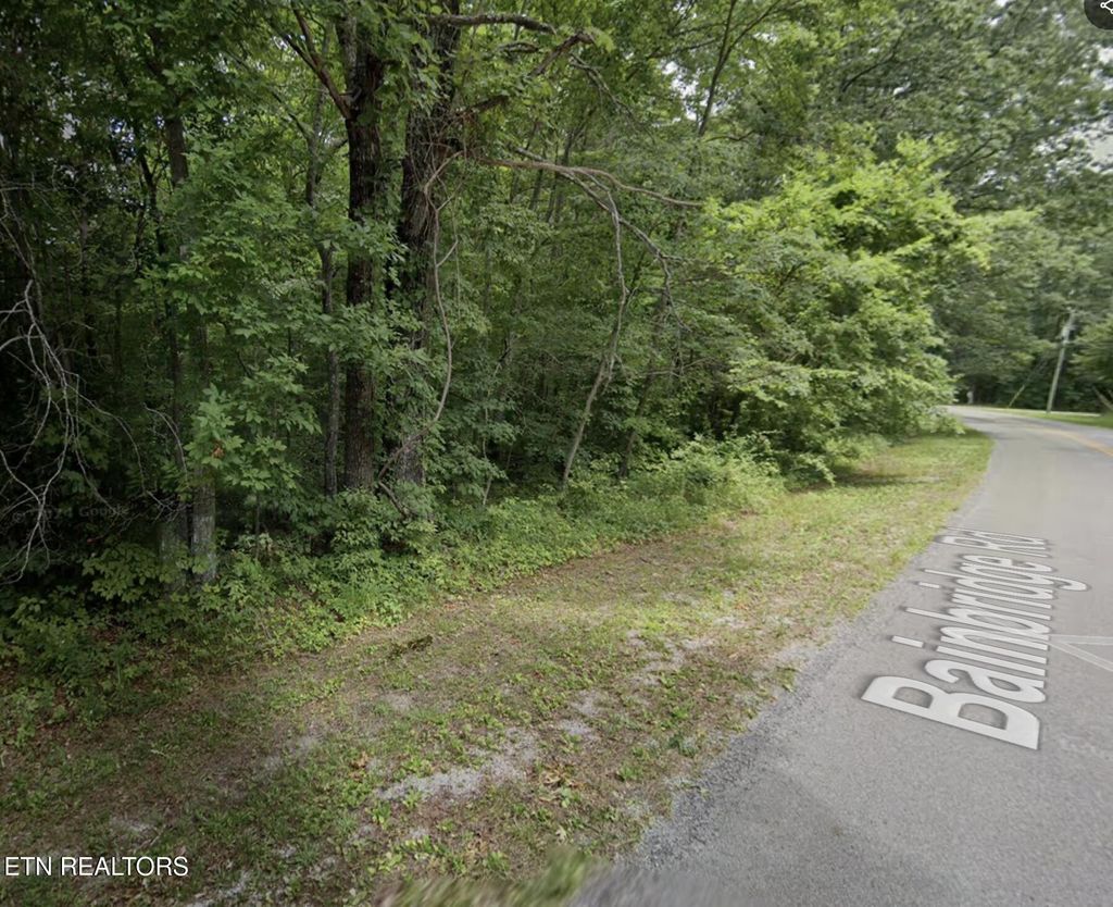 227 Bainbridge Rd, Crossville