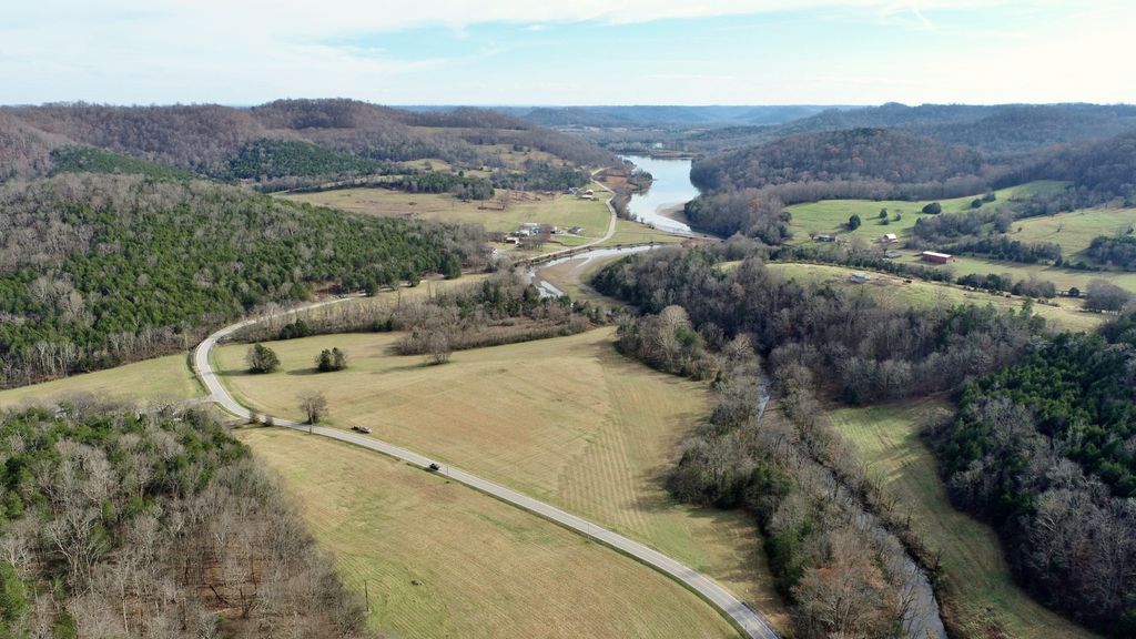 939 Wartrace Hwy, Pleasant Shade