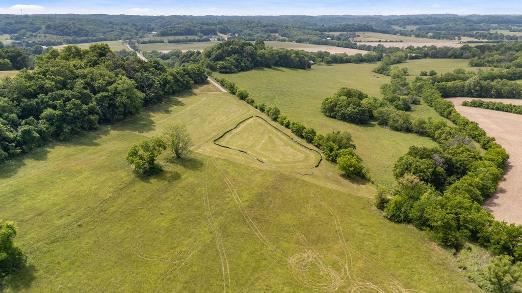 1924 Thompson Station Rd W, Thompsons Station